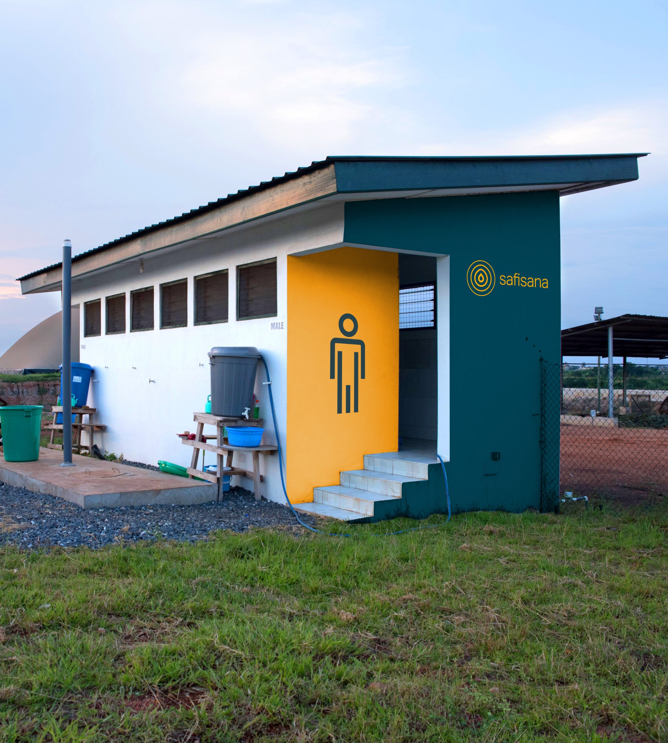 Safisana-Toilet_building_2